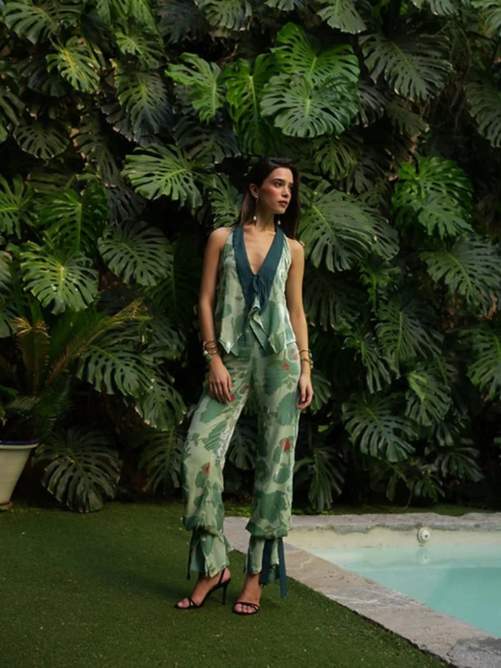 Claw the Label La Piazza Set NWT Green Floral Silk Pant Set Wedding Guest Resort - Picture 4 of 16